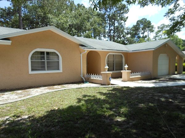 Front of 10 Filbert Lane