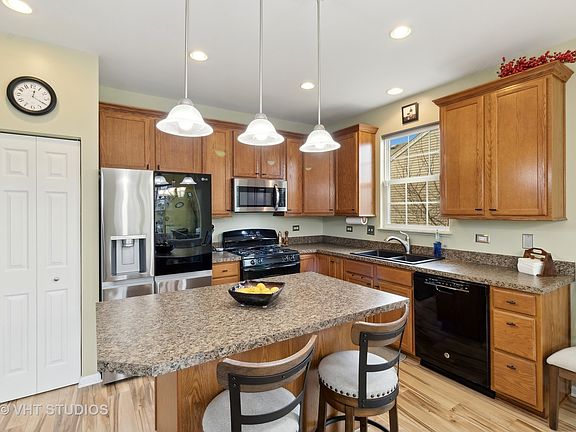 5th image of 11815 Blanchard Ct