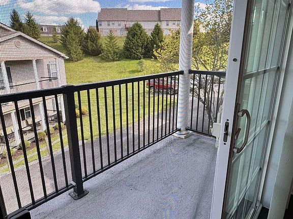 5th image of 54 Barrington Ct Suite 201
