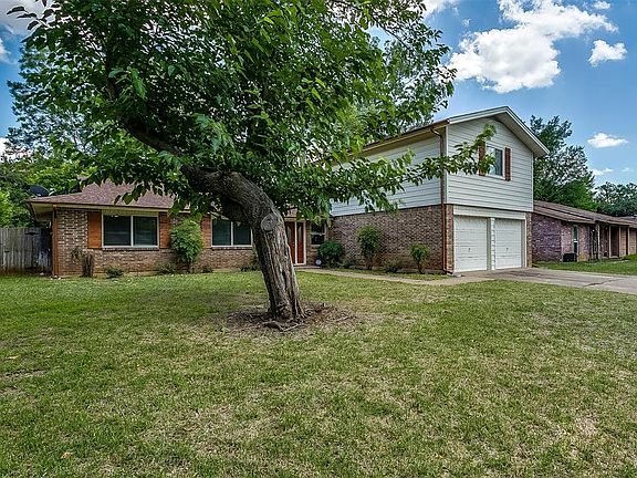 3rd image of 2728 Buffalo Dr
