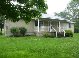 312 Madison St, Huntsville, AR 72740