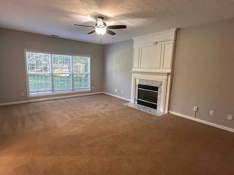 9406 Harlow Ct — Photo 6