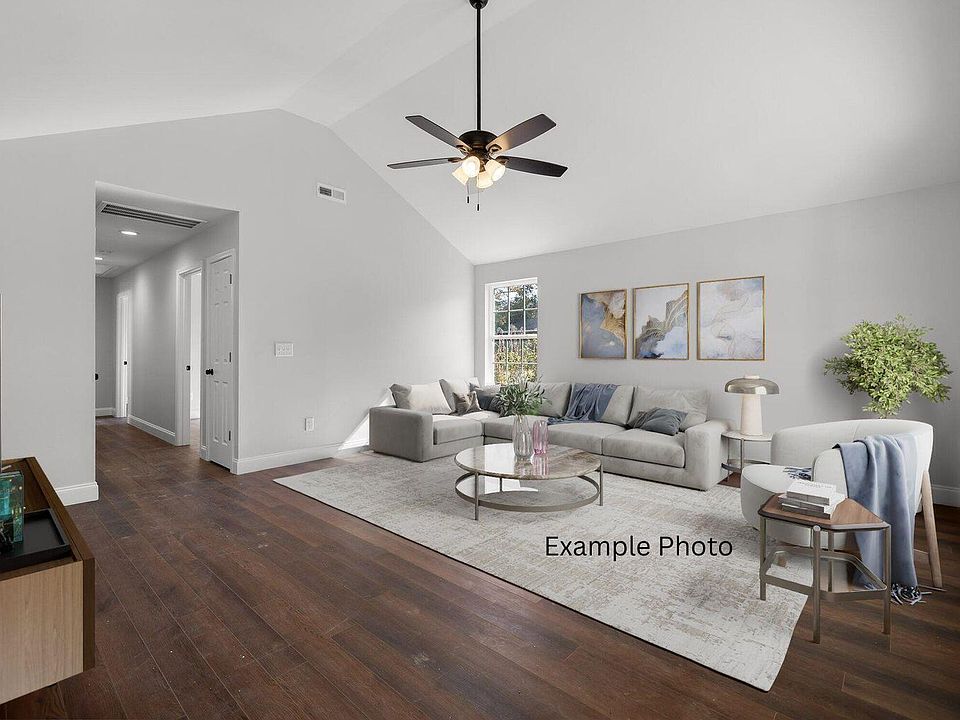 2nd image of 938 Avenue E
