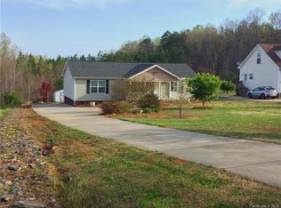2652 Crowders Creek Rd, Gastonia, NC 28052