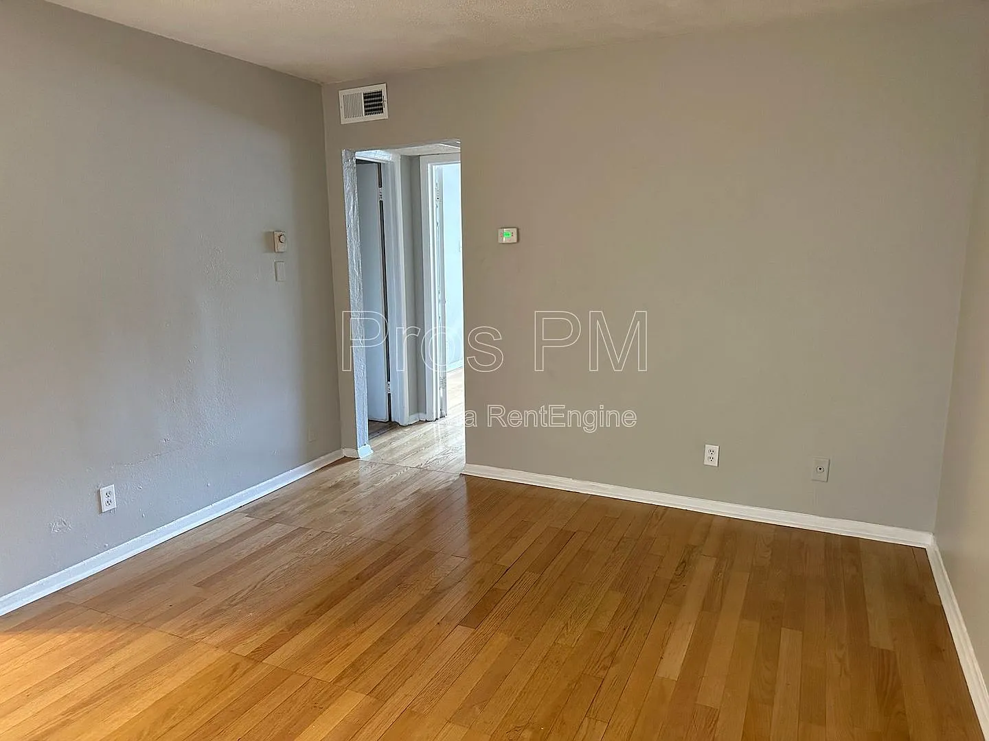 1 bed, 1.0 bath, 650 sqft, $1,099 — Photo 4