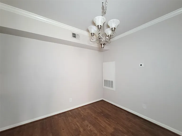 2255 Braeswood Park Dr #259 — Photo 13