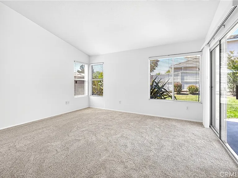 1699 Ramona Dr — Photo 35
