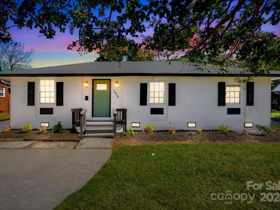2024 Senior Dr, Charlotte, NC, 28216