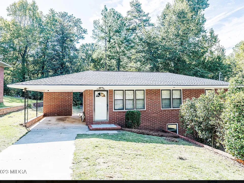 1610 Hamilton Dr