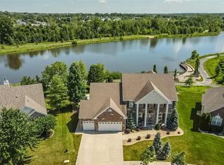 360 Trailhead Way, Dardenne Prairie, MO 63368