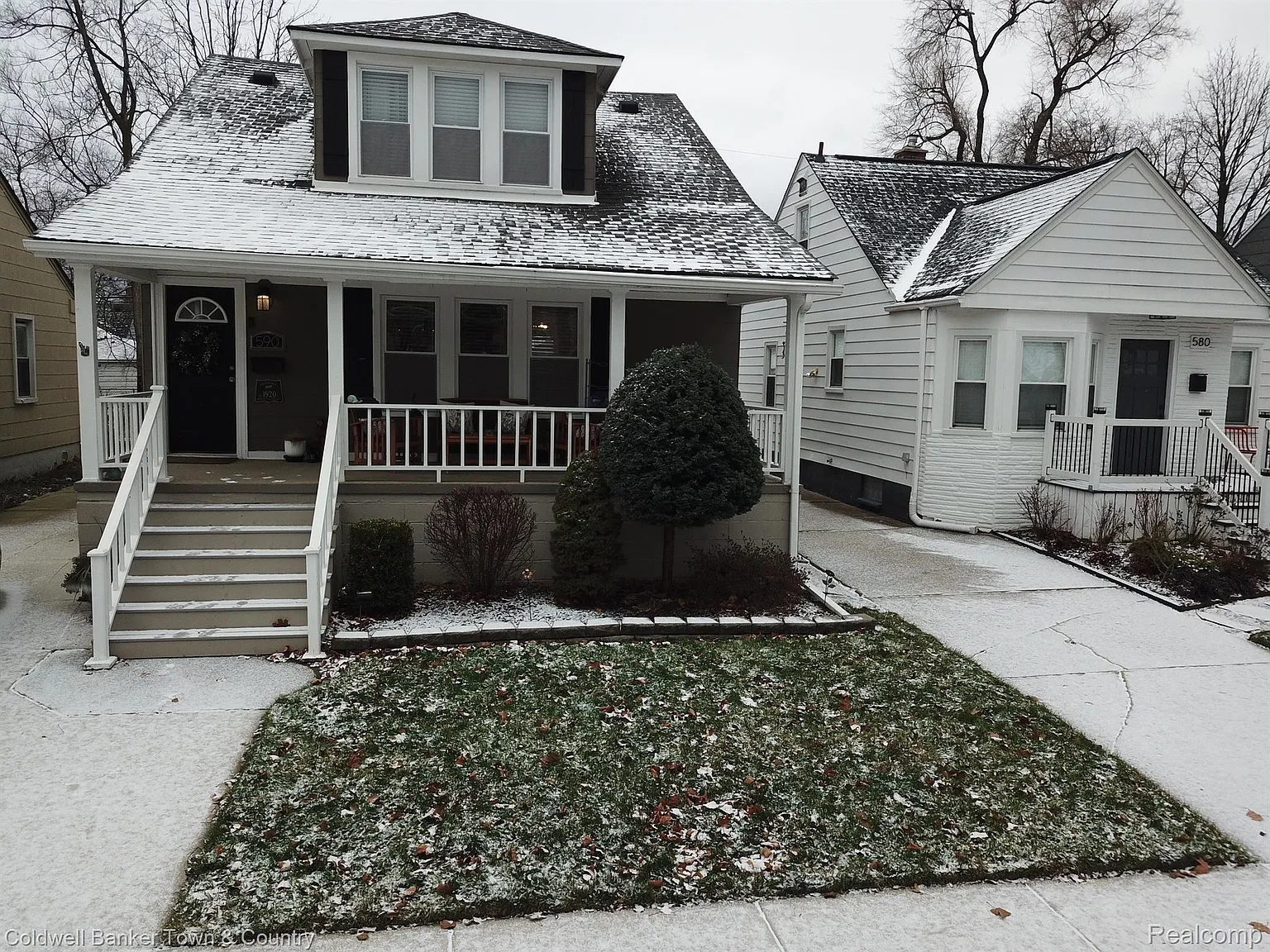 590 Spencer St photo 1