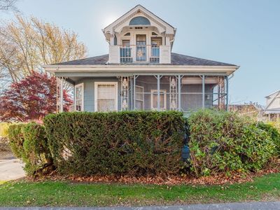 395 Goodwin St, Fall River, MA, 02724