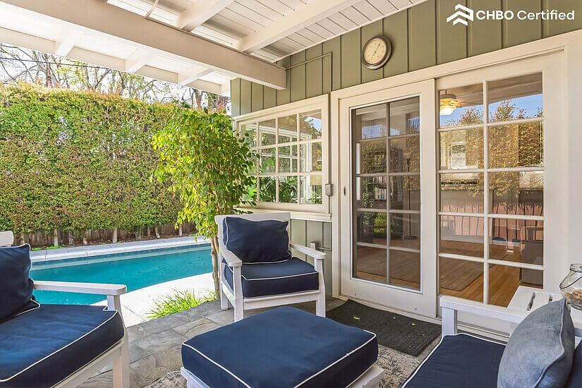 Fully Furnished Studio City Property