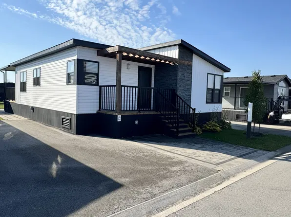 490 Empire Rd #Qmd108, Pt Colborne, ON L0S 1R0