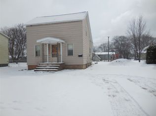 704 Carr St, Negaunee, MI 49866