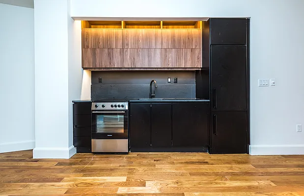 Rented by Nooklyn NYC LLC | media 99