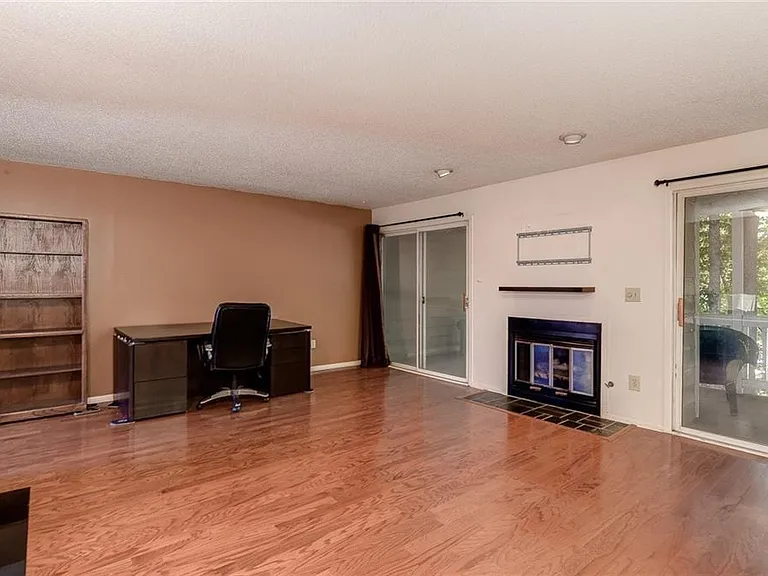 44 Rumson Ct SE — Photo 6