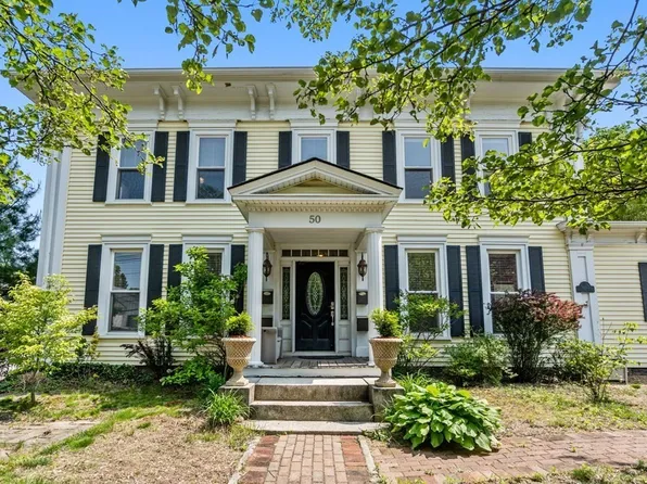 50 S Main St, Uxbridge, MA 01569