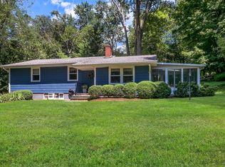 55 Sunnyridge Rd, Katonah, NY 10536