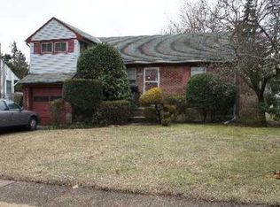 1181 Whitehall Ln, Wantagh, NY 11793