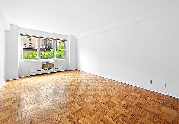 3rd image of 315 E 69th St APT 5J