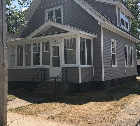 4th image of 400 Van Raalte Ave