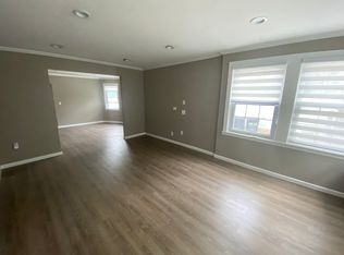 975 Forest Ave, Staten Island, NY 10310