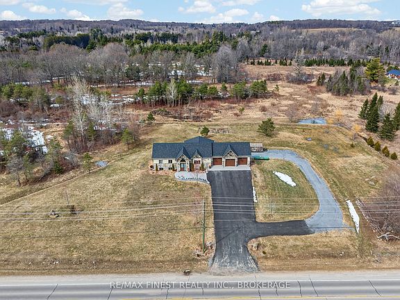 3rd image of 3266 Harrowsmith Rd