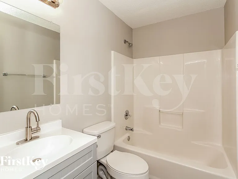 1604 Black Diamond Ct — Photo 13