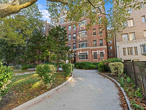 2nd image of 53 Duncan Ave APT 2