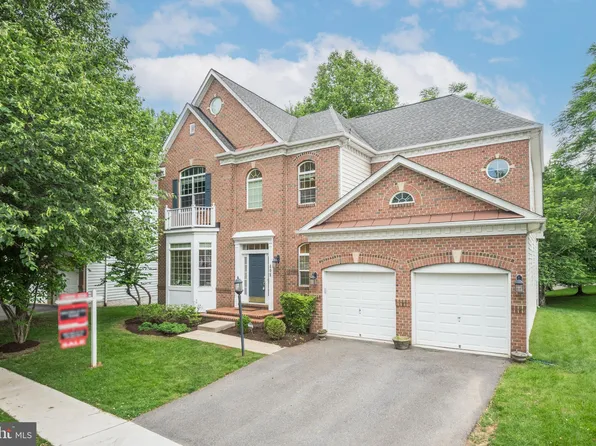 408 Misty Knoll Dr, Rockville, MD 20850