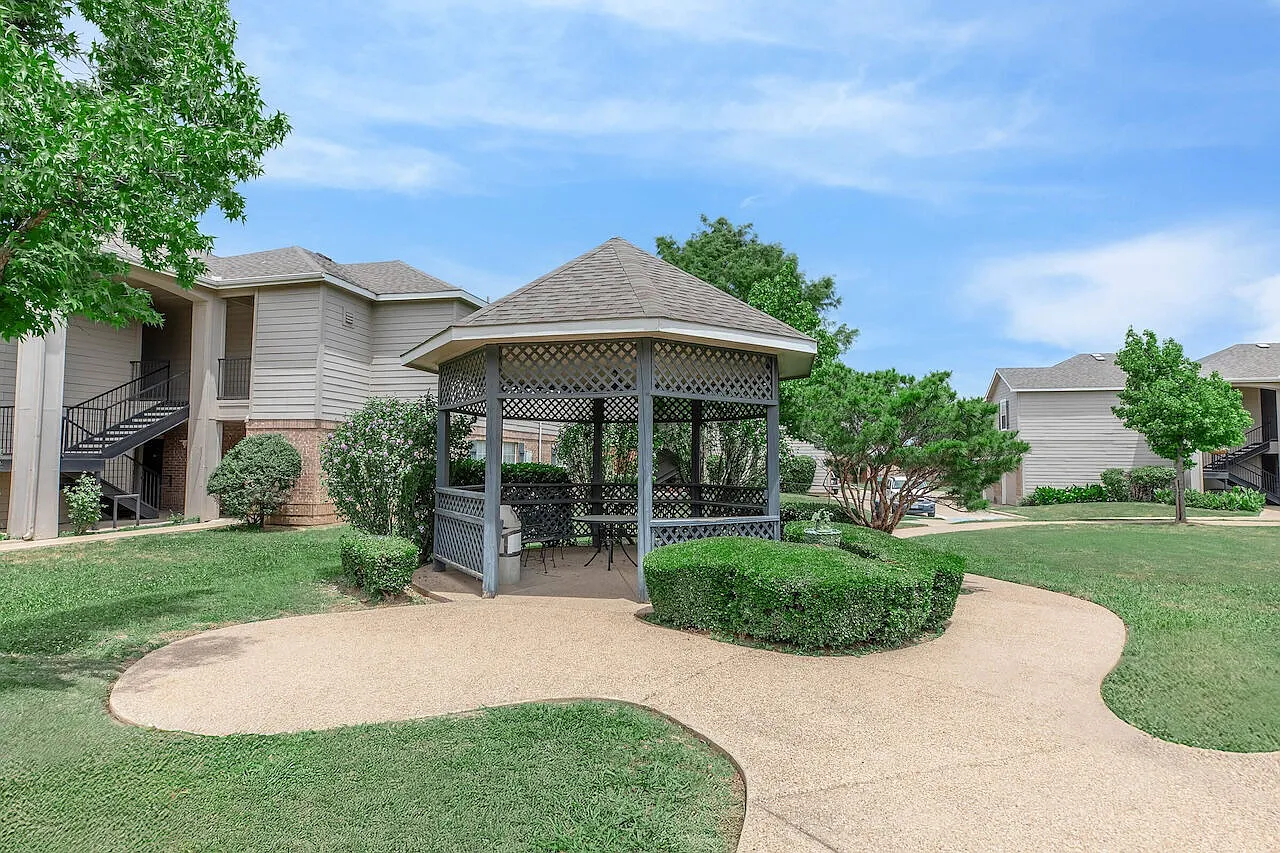 Amelia Parc Sr II — Photo 3