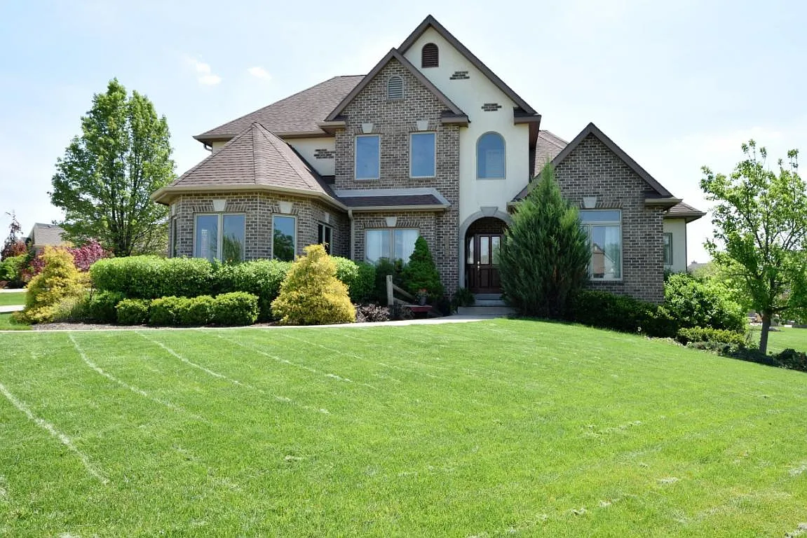 165 Chelsea Ln photo 1