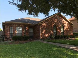 2520 Creek Crossing Rd, Mesquite, TX 75181