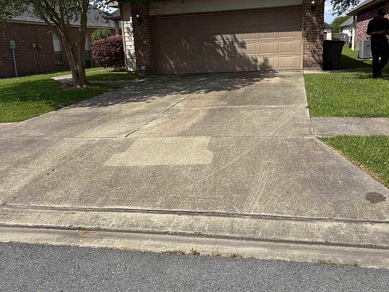 2924 Nicholson Lake Dr — Photo 2