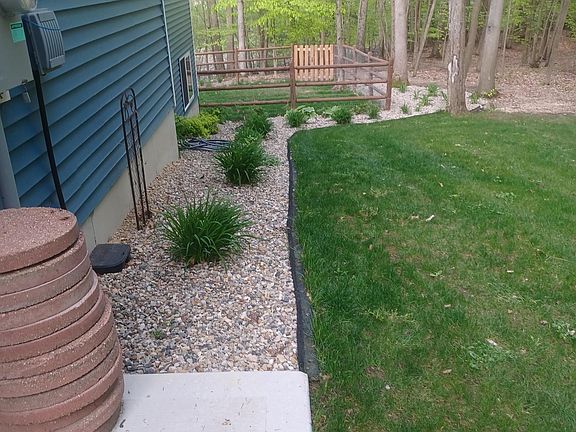4th image of 9310 S Annie Ln