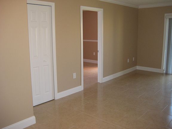 4th image of 4721 NW 7th St #30812