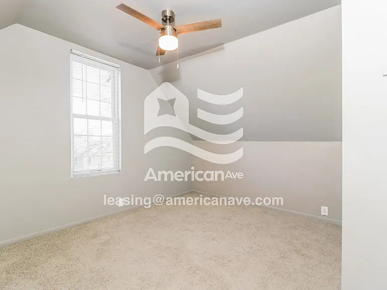 811832_013_wm_-_bedroom_13618102.jpg