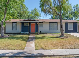 6902 Martinique Dr, San Antonio, TX 78227