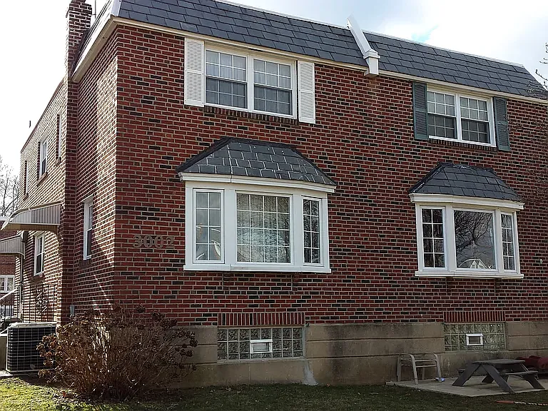 3002 Guilford St — Photo 2