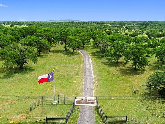 4th image of 13492 Us Hwy 281 N