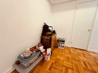 Rented by Silverstein Collection LLC 