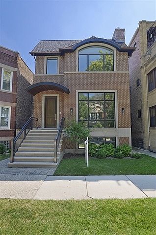 1st image of 3731 N Oakley Ave
