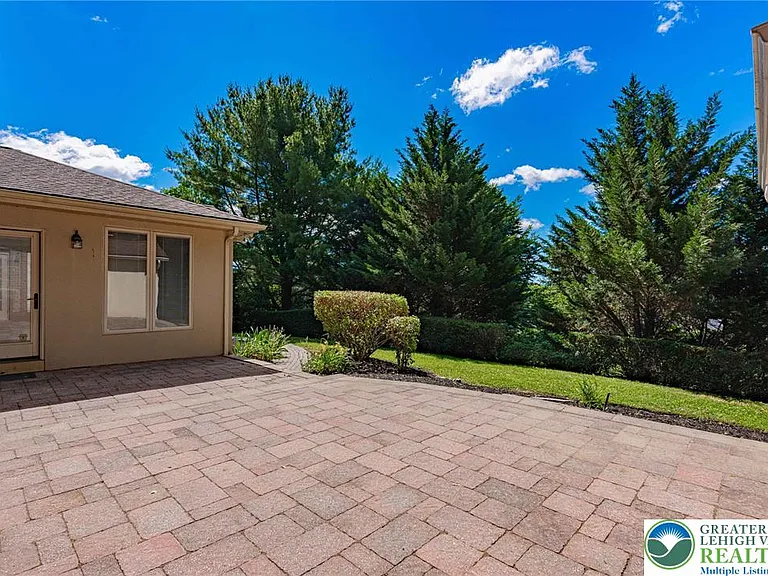 3608 S Highland St — Photo 78