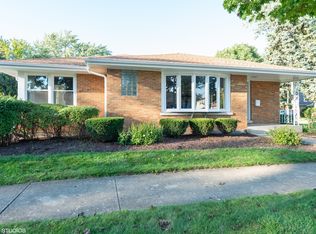 720 S Fairfield Ave, Elmhurst, IL