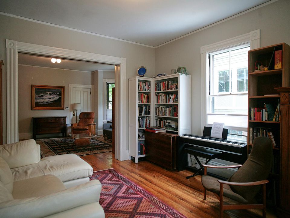 1st image of 14 Bigelow St #1