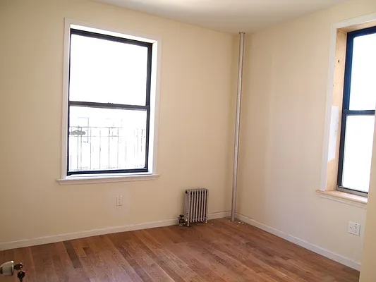 Rented by Bohemia Realty Group | media 16