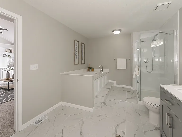 1300 Forest Creek Dr — Photo 12