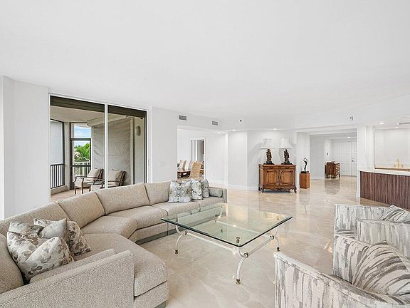 5th image of 20320 Fairway Oaks Drive #331