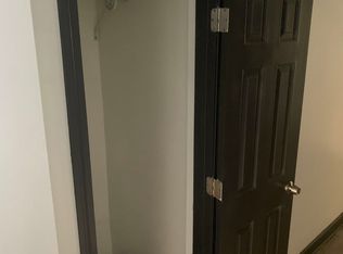 67 E 57th St #3, Chicago, IL 60637